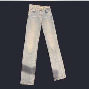 Levi’s 724 High Rise Straight